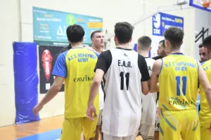 Α1 ΕΣΚΑ-Η: Ενταση, αποβολές και «καμπάνες» στο ΕΑΠ-Κεραυνός Αιγίου Α1 ΕΣΚΑ-Η: Ενταση, αποβολές και «καμπάνες» στο ΕΑΠ-Κεραυνός Αιγίου