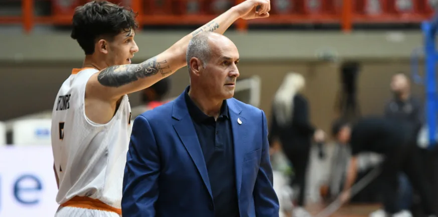 Το μαγικό ραβδάκι του Χάρι Πότερ... Κούρο Σεγκούρα!