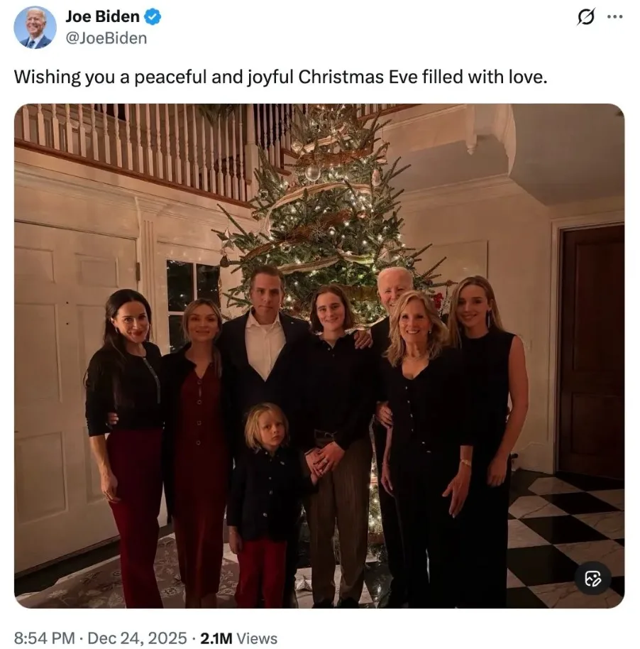 Χριστουγεννιάτικη ευχή από τον Τζο Μπάιντεν: Το στιγμιότυπο που «μπέρδεψε» τους χρήστες στα social media