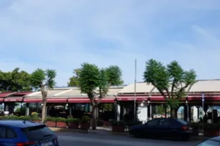 Τέλος εποχής για ιστορικό καφέ στην Πάτρα ΦΩΤΟ