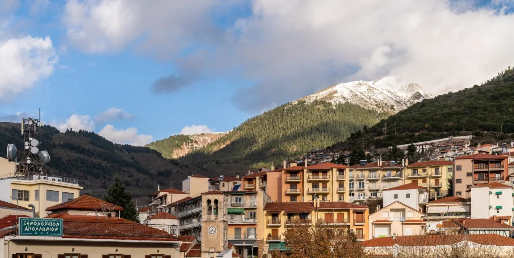 Μια ταξιδιωτική πρόταση για το Πάσχα: Ναύπακτος, Γαλαξίδι και Καρπενήσι