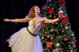 «Ο Καρυοθραύστης» της Παιδικής Σκηνής Θεσσαλονίκης έρχεται στην Πάτρα για δύο χριστουγεννιάτικες παραστάσεις