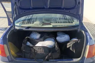 Καστοριά: Εξαρθρώθηκε κύκλωμα διακίνησης ναρκωτικών – Πάνω από 28 κιλά κάνναβης σε αυτοκίνητο 19χρονης