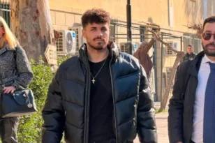 Η μήνυση του 22χρονου στον Γιώργο Μαζωνάκη - Τι καταγγέλλει για τις συναντήσεις στο καμαρίνι του