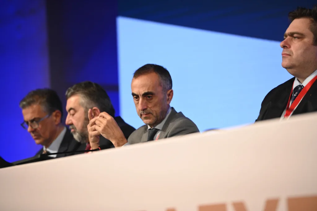 Πάτρα: Όσα συνέβησαν στη δεύτερη μέρα της Γενικής Συνέλευσης της ΚΕΕΕ ΦΩΤΟ