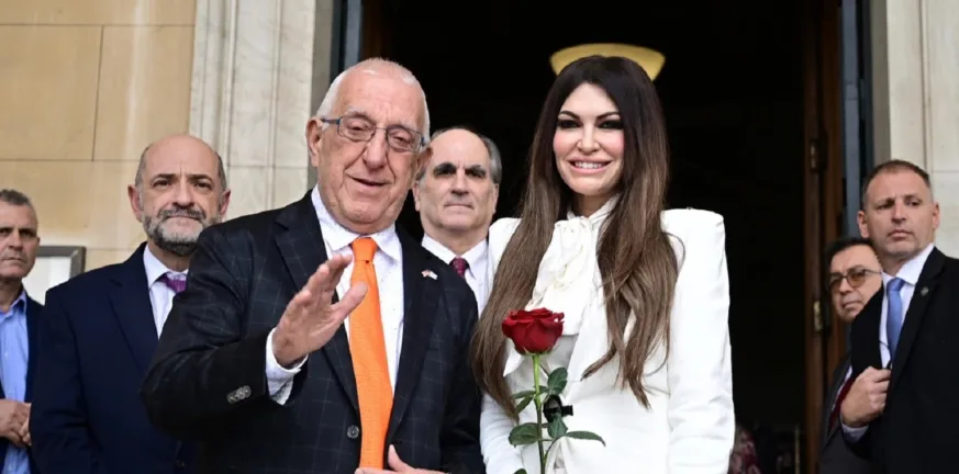 Η νέα πρέσβης των ΗΠΑ στη Βουλή: Η εθιμοτυπική πρώτη συνάντηση με τον Νικήτα Κακλαμάνη