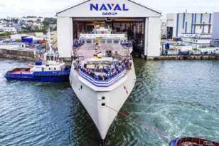 Η φρεγάτα «Κίμων» υψώνει την ελληνική σημαία στη Λοριάν - Η αρχή της νέας εποχής για το Πολεμικό Ναυτικό