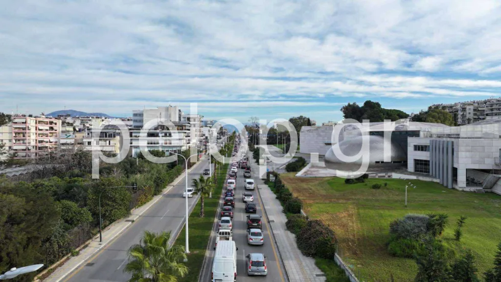 Κυκλοφοριακό έμφραγμα στην Πάτρα: Ο Γολγοθάς των οδηγών συνεχίζεται ΦΩΤΟ