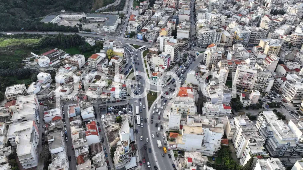 Κυκλοφοριακό έμφραγμα στην Πάτρα: Ο Γολγοθάς των οδηγών συνεχίζεται ΦΩΤΟ