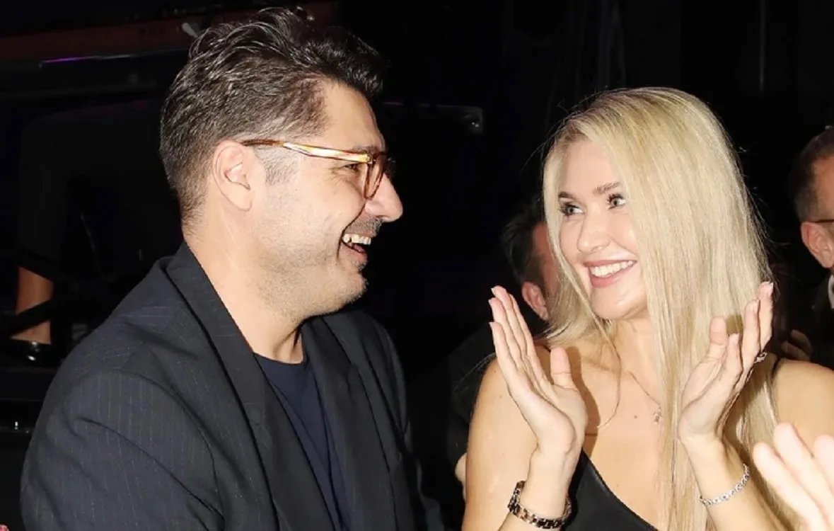 Λάμπρος Κωνσταντάρας: «Δεν είμαι σε σχέση - Η κοπέλα είναι φίλη μου» Λάμπρος Κωνσταντάρας: «Δεν είμαι σε σχέση - Η κοπέλα είναι φίλη μου»