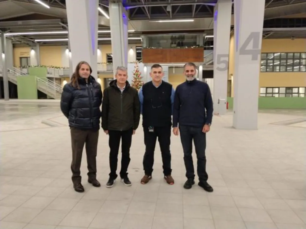 Η ιστορική νύχτα για τον νέο υπερσύγχρονο σταθμού Υπεραστικού ΚΤΕΛ Αχαΐας ΦΩΤΟ Η ιστορική νύχτα για τον νέο υπερσύγχρονο σταθμού Υπεραστικού ΚΤΕΛ Αχαΐας ΦΩΤΟ