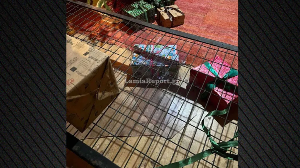 Λαμία: Διαρρήκτες με θράσος «άνοιξαν» το σπίτι του Άγιου Βασίλη Λαμία: Διαρρήκτες με θράσος «άνοιξαν» το σπίτι του Άγιου Βασίλη