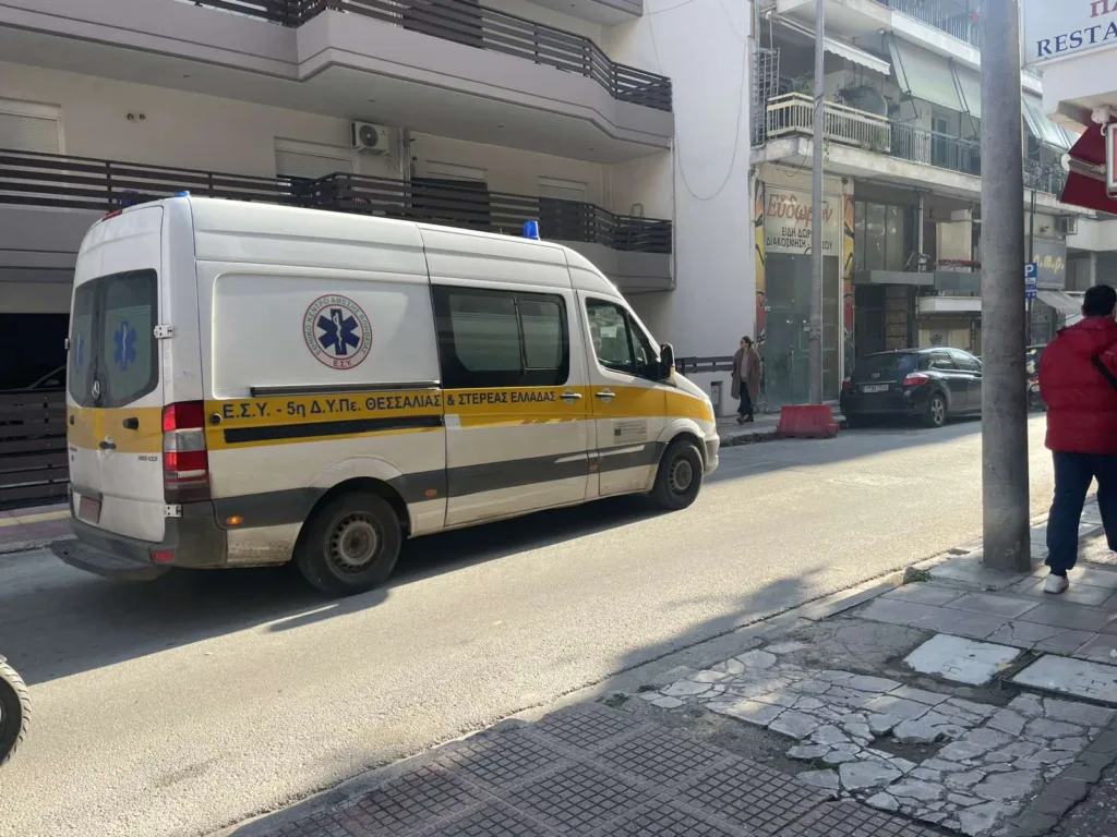 Λάρισα: Νεκρός 54χρονος μετά από πτώση από ταράτσα πολυκατοικίας ΦΩΤΟ