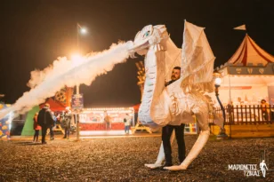 Η Κάτω Αχαΐα γεμίζει φαντασία: Οι «Τεχνοβάτες» και ο δράκος Λεβάρ σε μια μαγική χριστουγεννιάτικη περιπλάνηση