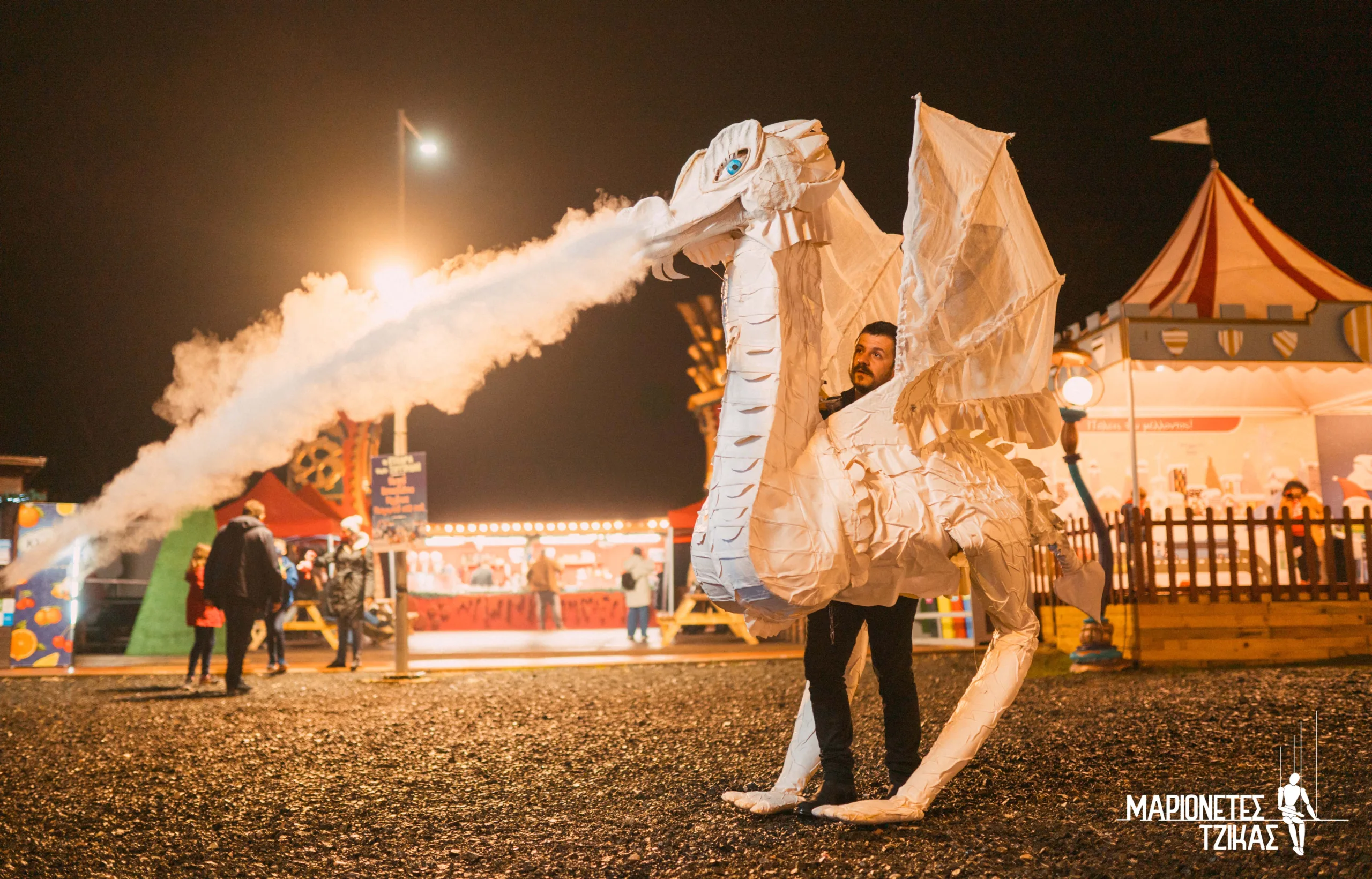 Η Κάτω Αχαΐα γεμίζει φαντασία: Οι «Τεχνοβάτες» και ο δράκος Λεβάρ σε μια μαγική χριστουγεννιάτικη περιπλάνηση