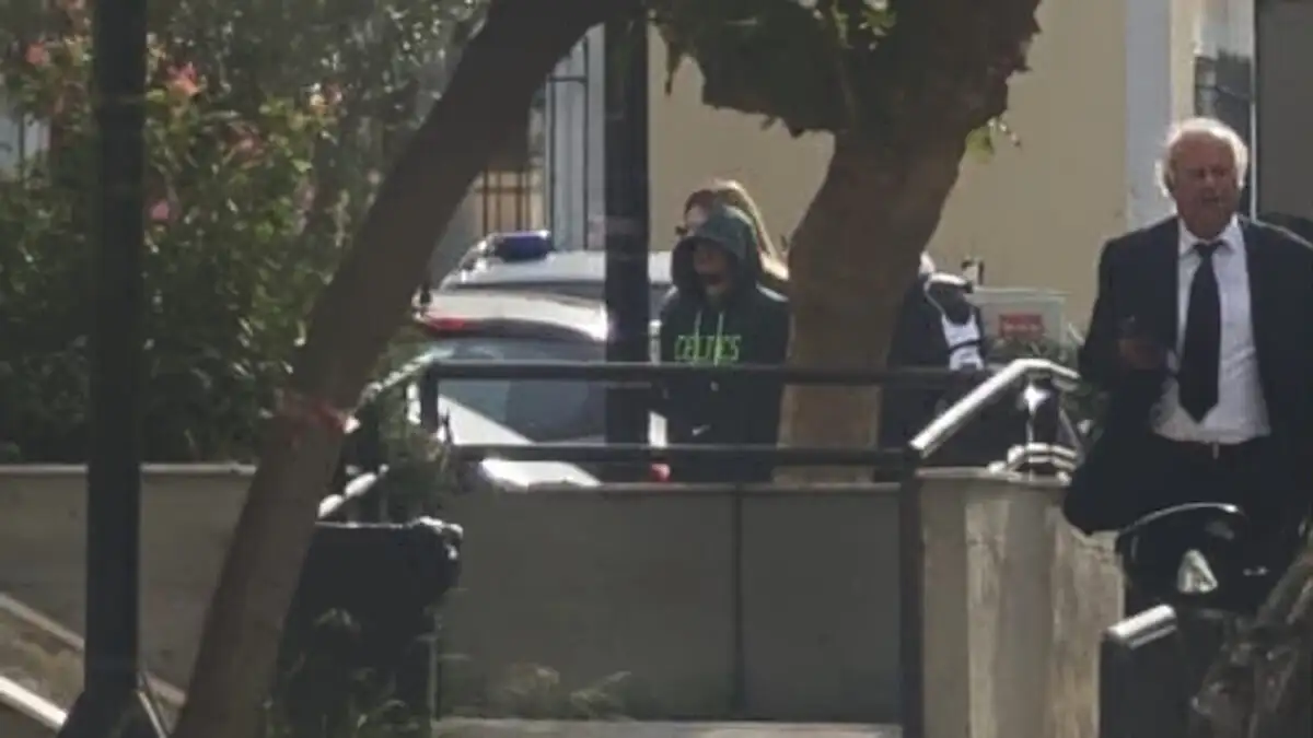 Συγγνώμη ζήτησε ο 29χρονος για το θανατηφόρο τροχαίο στη Λούτσα, νέα προθεσμία για να απολογηθεί Συγγνώμη ζήτησε ο 29χρονος για το θανατηφόρο τροχαίο στη Λούτσα, νέα προθεσμία για να απολογηθεί