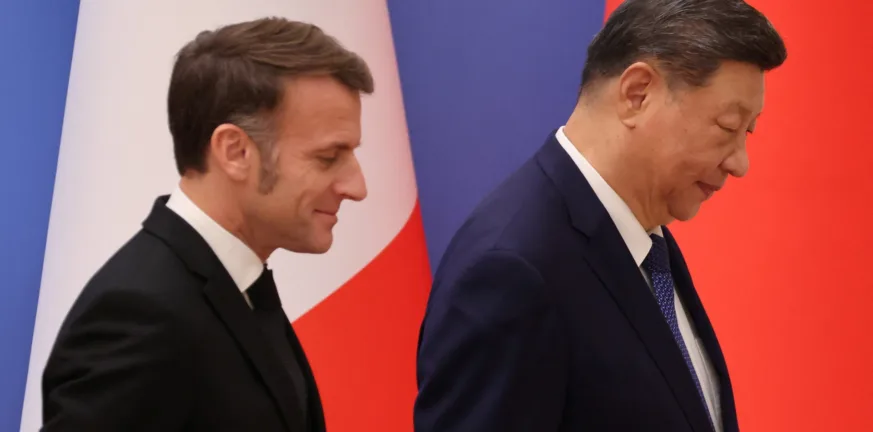 Μακρόν σε Σι Τζινπίνγκ στο Πεκίνο: Χρησιμοποιήστε την επιρροή σας για να τελειώσει ο πόλεμος στην Ουκρανία