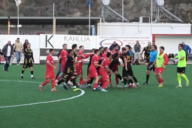 Κρήτη: Ο πρώην παίκτης του Παναθηναϊκού Ηλίας Κώτσιος κουτούλησε ποδοσφαιριστή ΒΙΝΤΕΟ