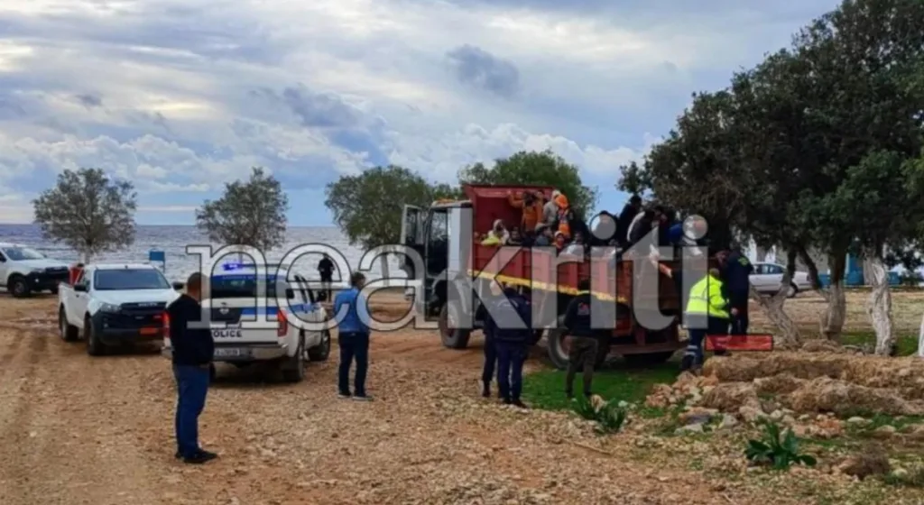 Επιστρατεύθηκαν φορτηγά για να μεταφερθούν από τις παραλίες 232 μετανάστες σε Χανιά, Ηράκλειο και Γαύδο