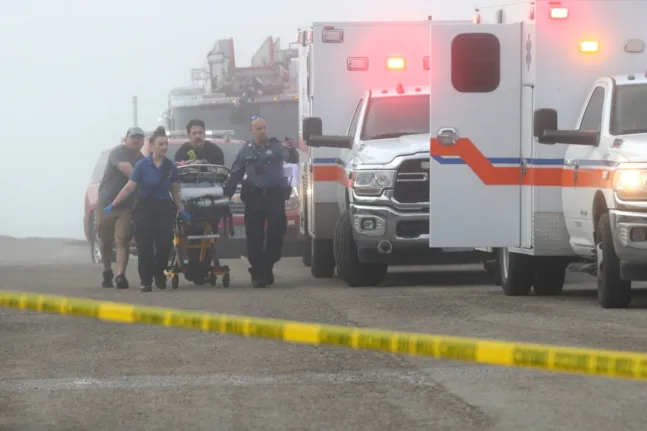 Τουλάχιστον 5 νεκροί από συντριβή στρατιωτικού αεροσκάφους στο Μεξικό ΦΩΤΟ