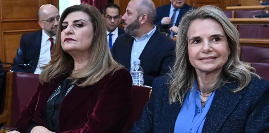 Αίτημα παραίτησης για τον πρόεδρο του ΟΠΕΚΕΠΕ: «Προκλητική» παρουσία Καββαδά σε εσωκομματική σύσκεψη της ΝΔ