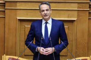 Κυριάκος Μητσοτάκης: Τα 6 μέτρα για τη στέγη, άλλα 160 εκατομμύρια σε αγρότες και κτηνοτρόφους, διακομματική για το αγροτικό