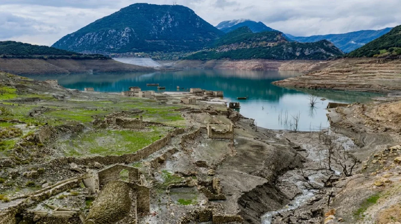 Αττική: Συναγερμός για λειψυδρία - Μόρνος και Υλίκη χάνουν ραγδαία τα αποθέματά τους παρά τις βροχές Αττική: Συναγερμός για λειψυδρία - Μόρνος και Υλίκη χάνουν ραγδαία τα αποθέματά τους παρά τις βροχές