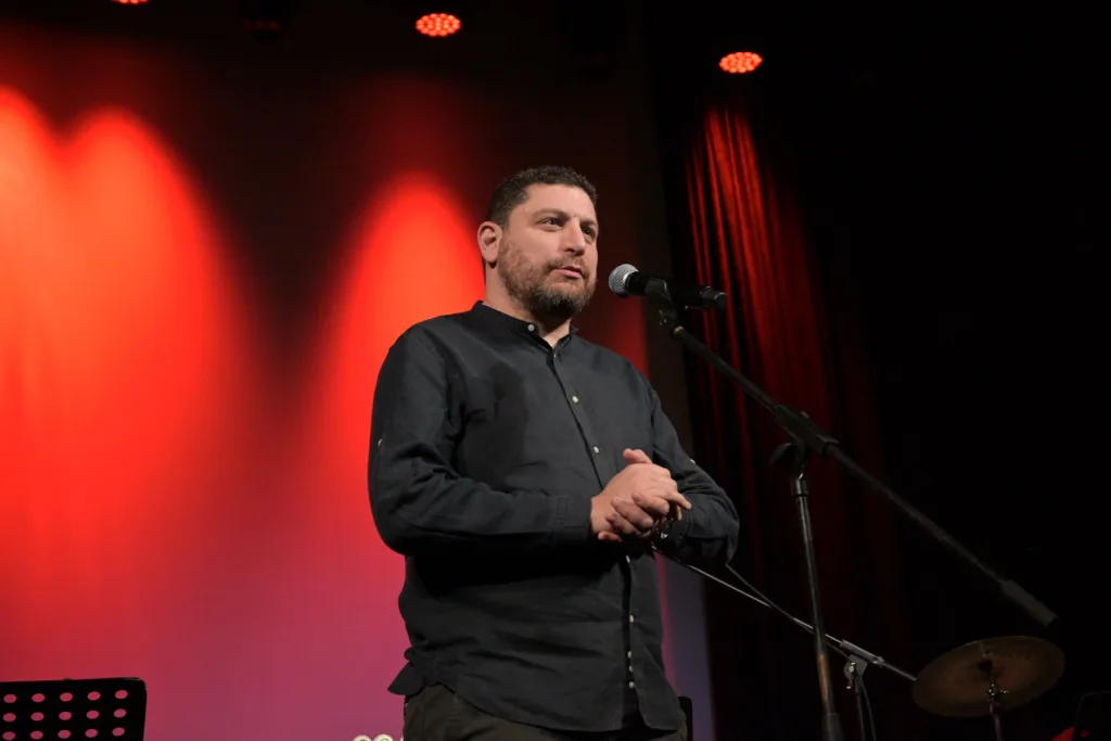 Μάγεψαν τα μουσικά σύνολα του Δημοτικού Ωδείου Πατρών ΦΩΤΟ Μάγεψαν τα μουσικά σύνολα του Δημοτικού Ωδείου Πατρών ΦΩΤΟ