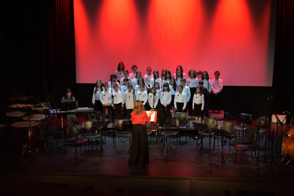 Μάγεψαν τα μουσικά σύνολα του Δημοτικού Ωδείου Πατρών ΦΩΤΟ