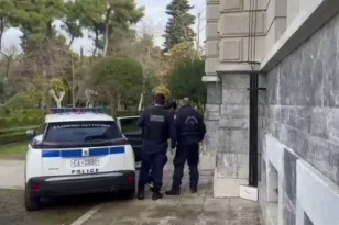 Στα δικαστήρια της Τρίπολης ο Μουγκοπέτρος - Του έκανε μήνυση η σύζυγός του