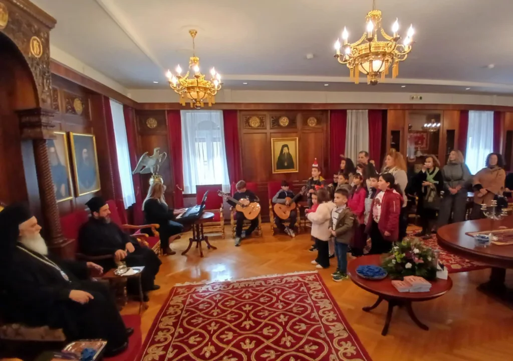 Ευχές προς τον Σεβασμιώτατο Μητροπολίτη Καλαβρύτων και Αιγιαλείας κ. Ιερώνυμο ενόψει Χριστουγέννων, ΦΩΤΟ