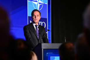 Ρούτε: «Η Ρωσία προετοιμάζεται για μακρά σύγκρουση, θέλει να αποσταθεροποιήσει τις κοινωνίες μας»