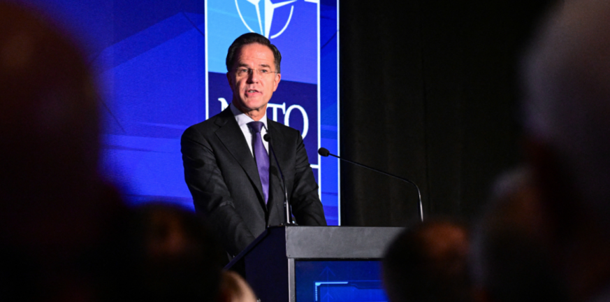 Ρούτε: «Η Ρωσία προετοιμάζεται για μακρά σύγκρουση, θέλει να αποσταθεροποιήσει τις κοινωνίες μας»