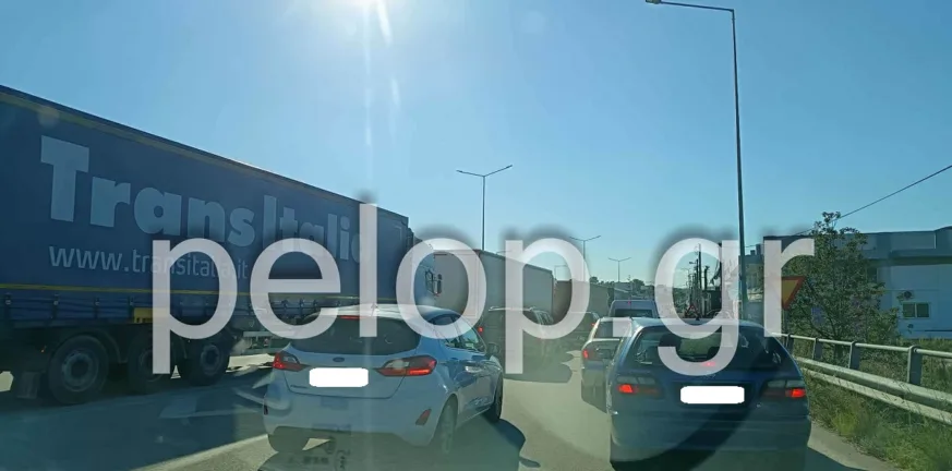 Πάτρα: Κυκλοφοριακό κομφούζιο στη Νέα Εθνική ΦΩΤΟ