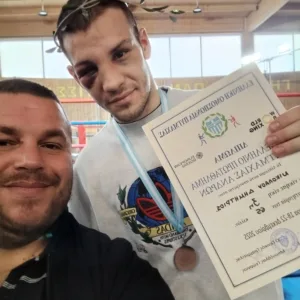 Η Πάτρα κέρδισε με «νοκ-άουτ» και πήρε άριστα στο Πανελλήνιο πρωτάθλημα ΦΩΤΟ Η Πάτρα κέρδισε με «νοκ-άουτ» και πήρε άριστα στο Πανελλήνιο πρωτάθλημα ΦΩΤΟ