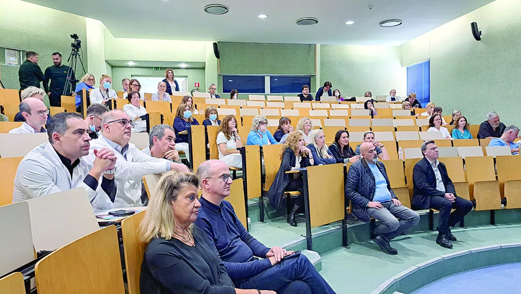 Πρωτοποριακό πρόγραμμα εφαρμόζει το ΠΓΝΠ: Νοσηλεία στο σπίτι - Ξεκινάει πνευμονολογική φροντίδα για 120 ασθενείς Πρωτοποριακό πρόγραμμα εφαρμόζει το ΠΓΝΠ: Νοσηλεία στο σπίτι - Ξεκινάει πνευμονολογική φροντίδα για 120 ασθενείς