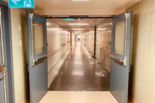 Αλεξανδρούπολη: Aπό καρδιακή ανακοπή λόγω ασιτίας ο θάνατος του 4χρονου, συνελήφθη η μητέρα