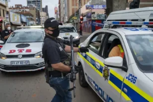 Νότια Αφρική: Μακελειό με 11 νεκρούς – Ανάμεσά τους τρία παιδιά