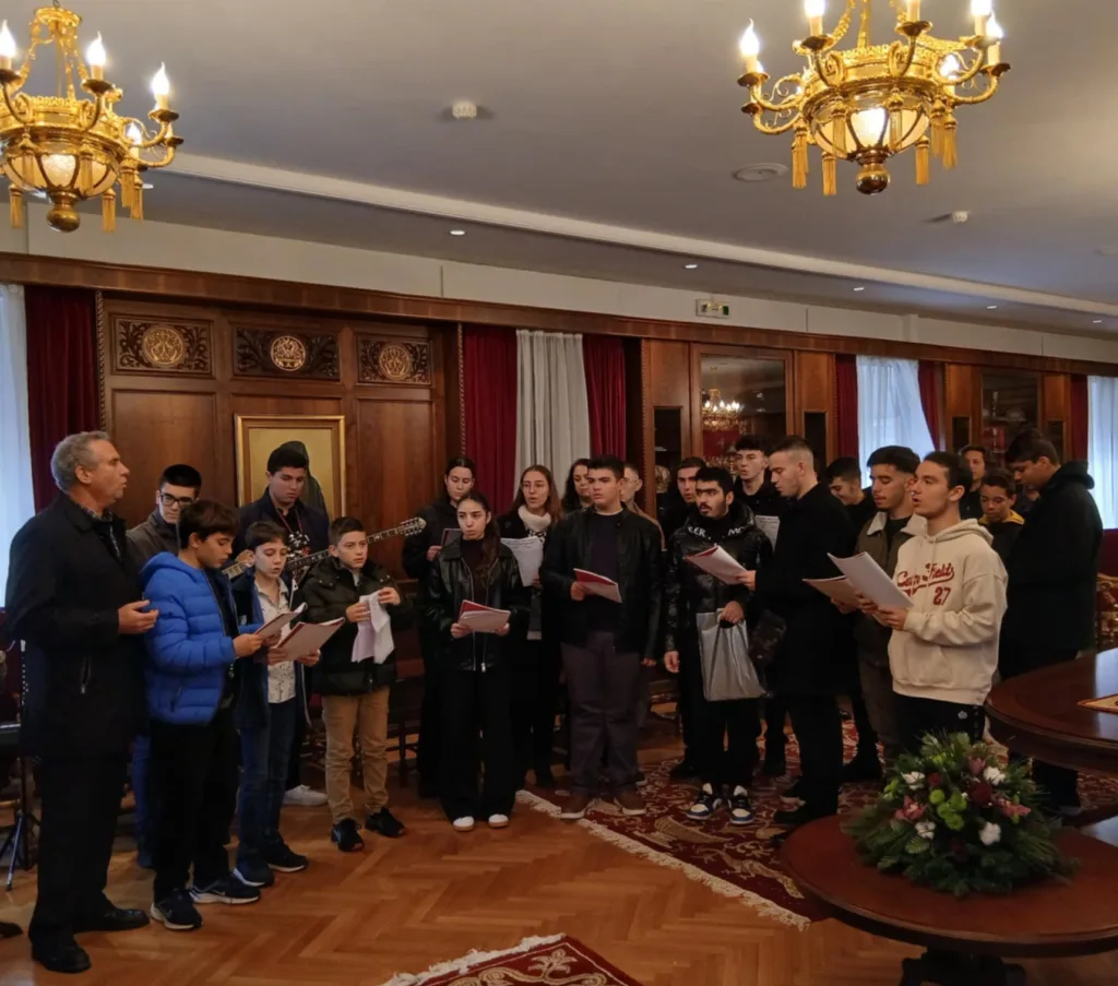 Ευχές προς τον Σεβασμιώτατο Μητροπολίτη Καλαβρύτων και Αιγιαλείας κ. Ιερώνυμο ενόψει Χριστουγέννων, ΦΩΤΟ