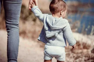 Γαλλία: Δικάζεται νταντά που δηλητηρίαζε τους εργοδότες της!