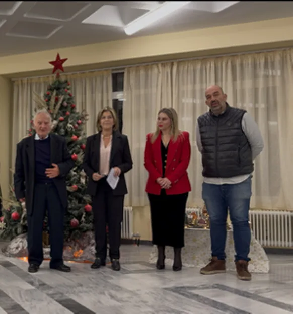 «Χριστούγεννα» στον Ογκολογικό Ξενώνα «Ελπίδα» στην Πάτρα ΦΩΤΟ «Χριστούγεννα» στον Ογκολογικό Ξενώνα «Ελπίδα» στην Πάτρα ΦΩΤΟ