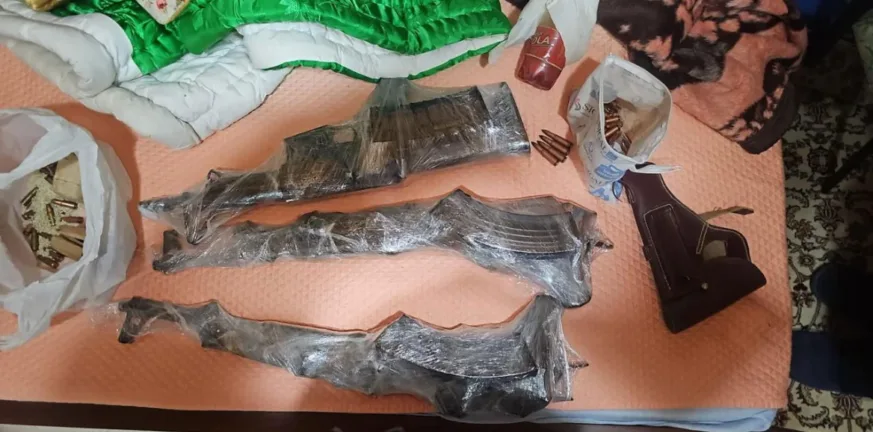 Greek Mafia : Όπλα και σφαίρες εντοπίστηκαν στο σπίτι του «Δήμου» στην Αλβανία