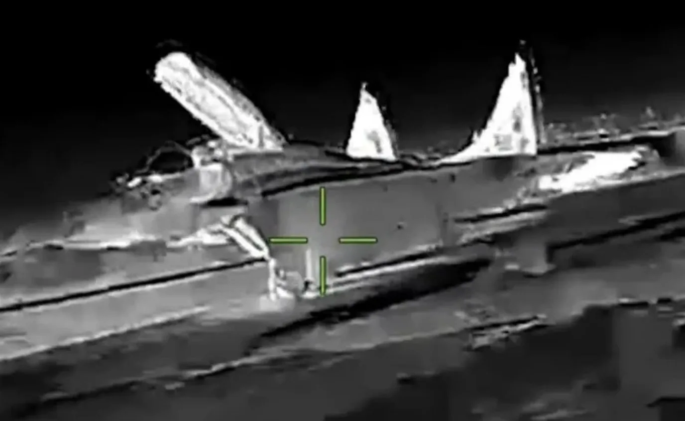 ΒΙΝΤΕΟ - Κριμαία: Ρωσικό αεροσκάφος και στρατιωτικό ραντάρ χτύπησαν οι Ουκρανοί