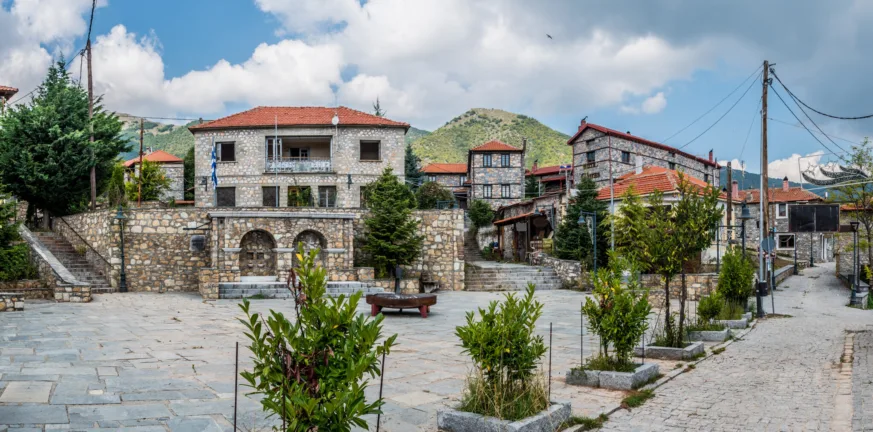 Αγιος Αθανάσιος: Η "Αράχωβα" της Μακεδονίας