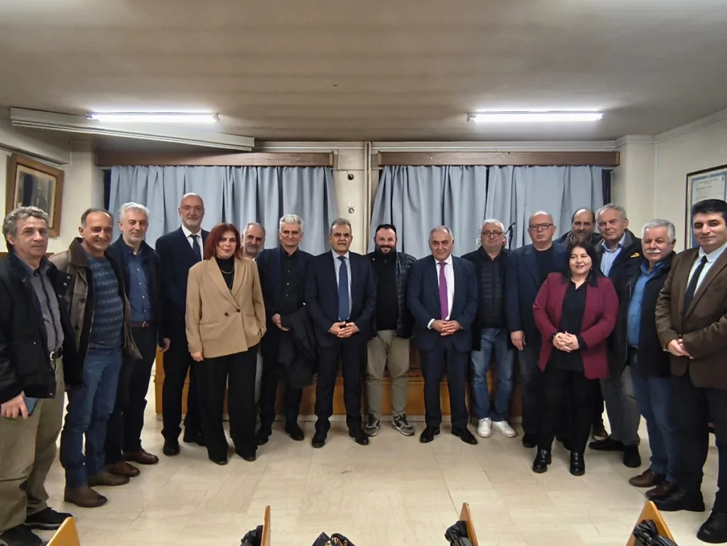 Αχαΐα: Το ΠΑΣΟΚ ανοίγει μέτωπο υπέρ των μικρομεσαίων με νέο δίκτυο στην Πάτρα Αχαΐα: Το ΠΑΣΟΚ ανοίγει μέτωπο υπέρ των μικρομεσαίων με νέο δίκτυο στην Πάτρα