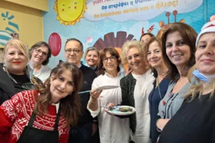 Χρώμα και χαμόγελα στην Παιδιατρική Ρίου: Καλλιτεχνική παρέμβαση στο play room από τον σύλλογο Patra start’s crafting ΦΩΤΟ