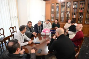 Πάτρα: Που επικεντρώνεται ο Κώστας Πελετίδης για το 2026 – Στοίχημα το κυκλοφοριακό