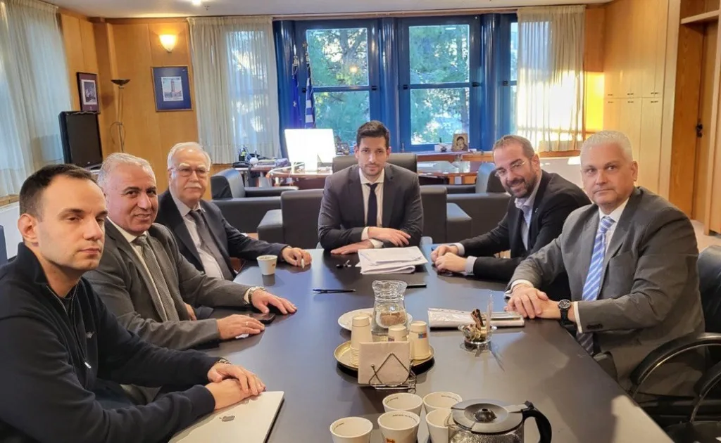 Οδοντωτός Καλαβρύτων: Δεσμεύσεις Κυρανάκη για ομαλοποίηση δρομολογίων μετά τις έντονες αντιδράσεις Οδοντωτός Καλαβρύτων: Δεσμεύσεις Κυρανάκη για ομαλοποίηση δρομολογίων μετά τις έντονες αντιδράσεις