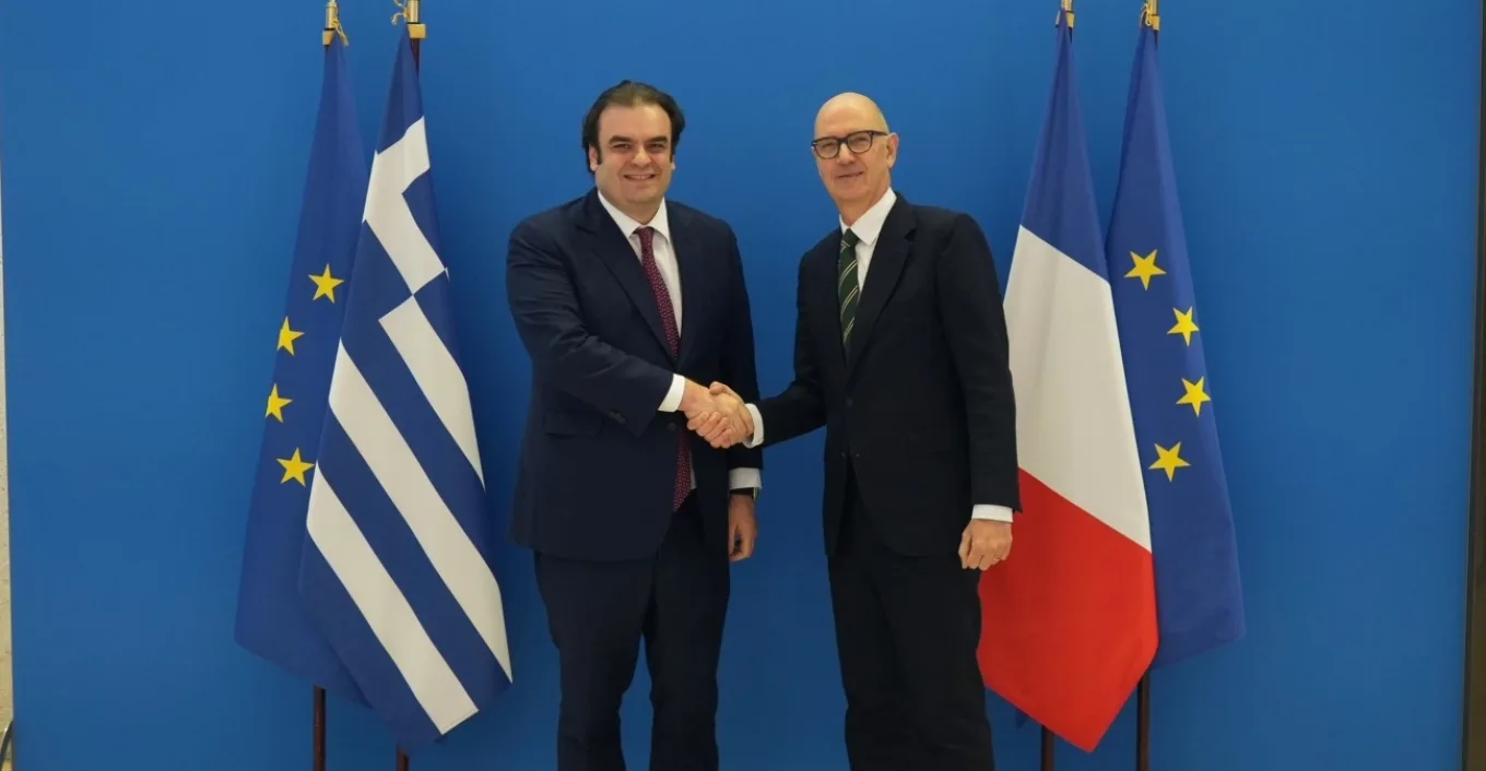 Με τον Γάλλο υπουργό Οικονομικών συναντήθηκε ο Πιερρακάκης