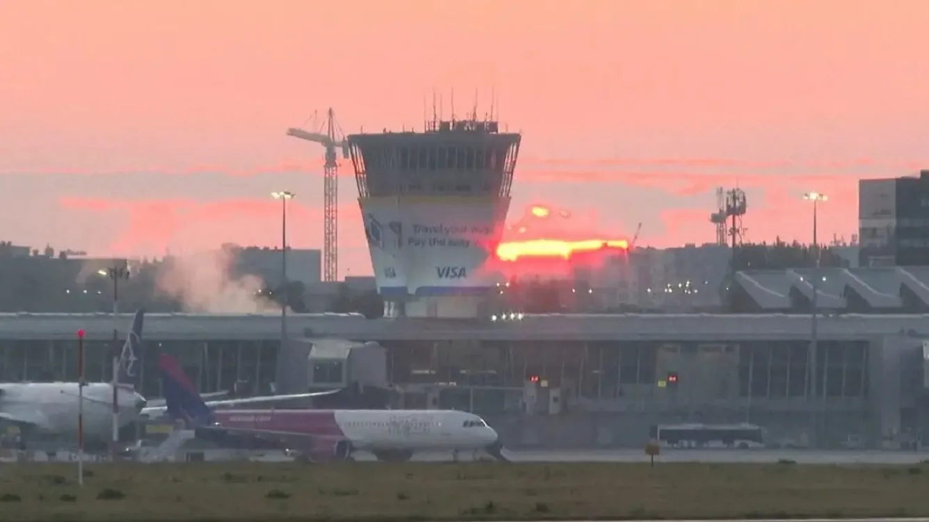 Συναγερμός στην Πολωνία μετά ρωσικές επιθέσεις στην Ουκρανία: Έκλεισαν αεροδρόμια, απογειώθηκαν μαχητικά